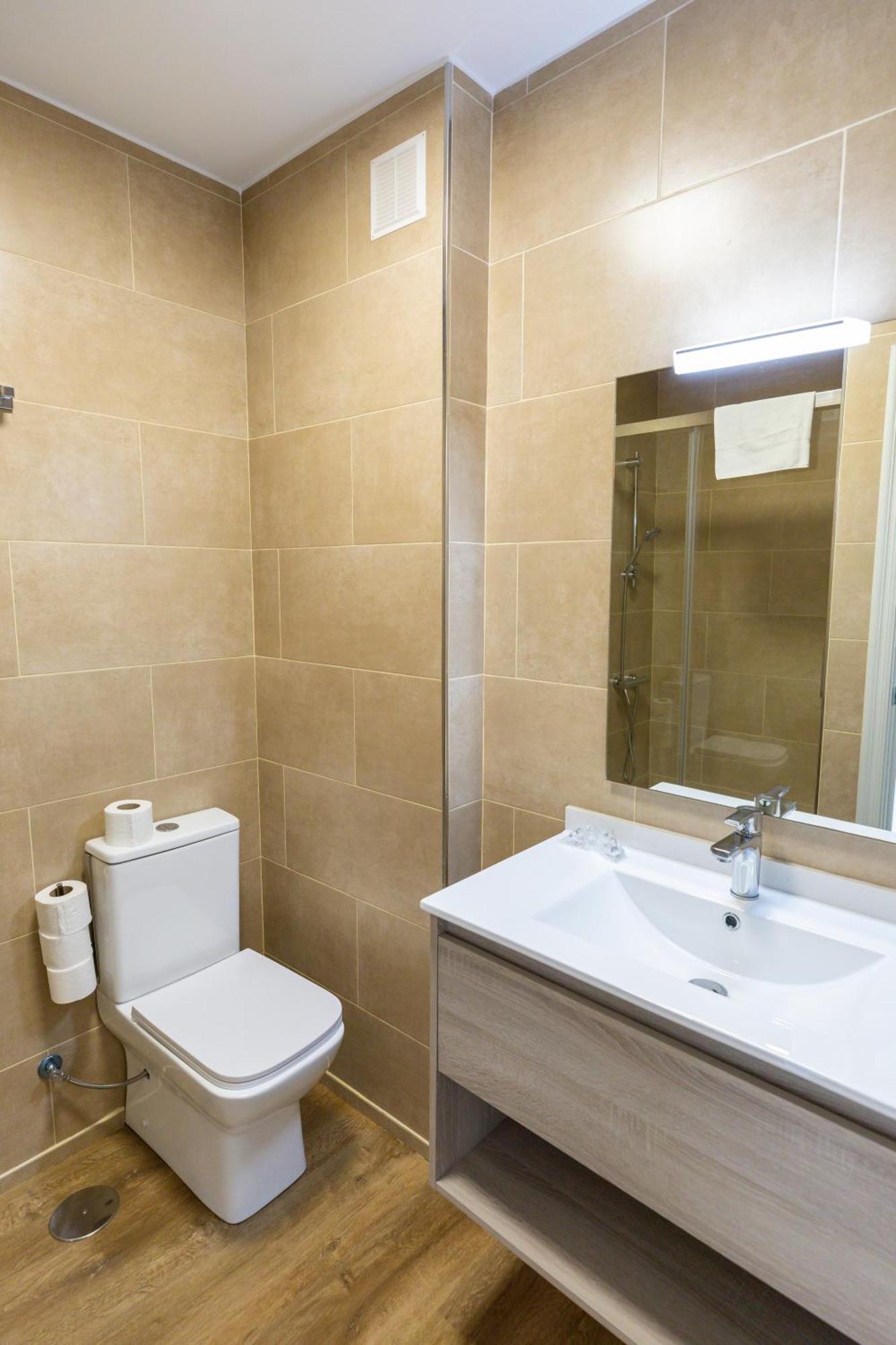 Apartamentos Suaces Ноха Екстериор снимка